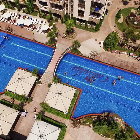 מלון דירות Cascadas Family סאני ביץ'