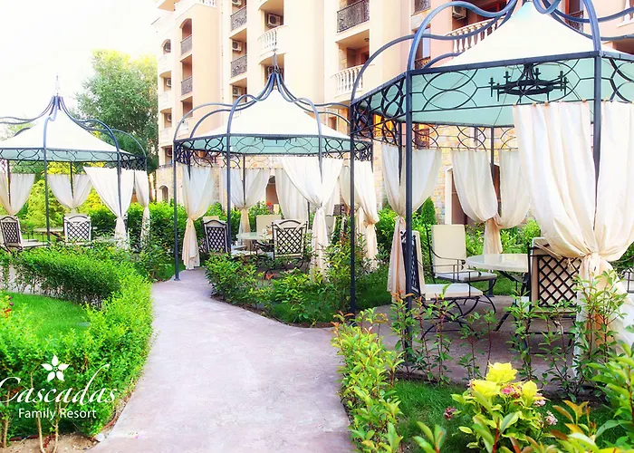 Cascadas Family Apart Otel