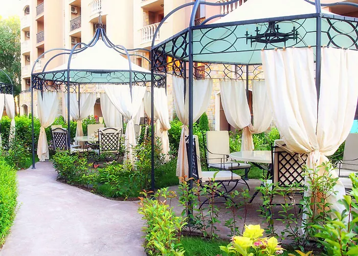 Cascadas Family Resort