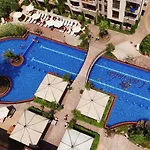 شقة فندقية Cascadas Family 4*