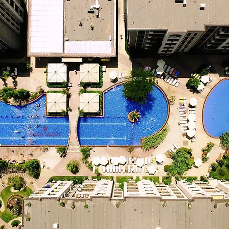 Cascadas Family 4* Słoneczny Brzeg