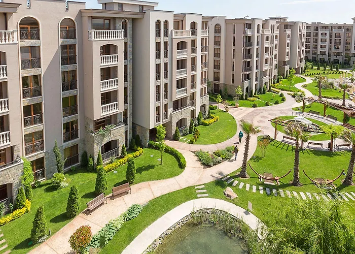 Cascadas Family Aparthotel