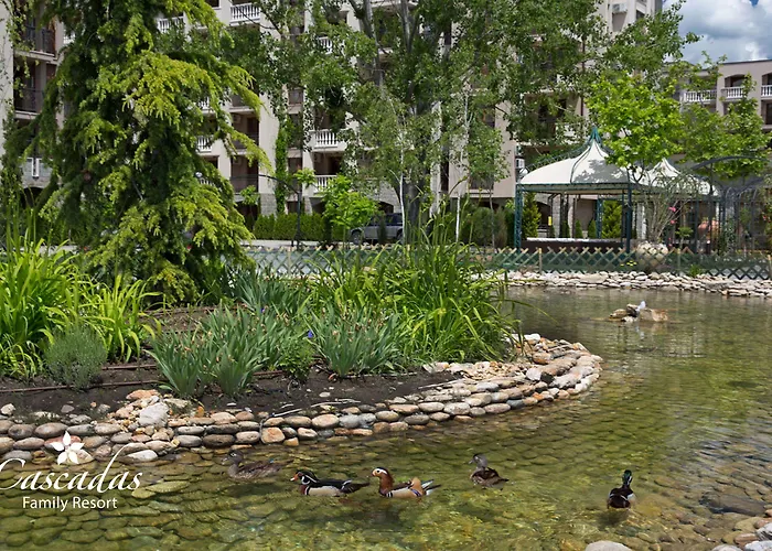 Cascadas Family Lejlighedshotel 4*