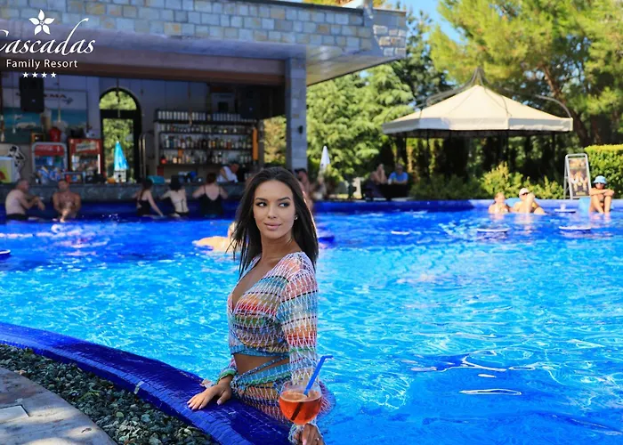 Cascadas Family Lejlighedshotel 4*